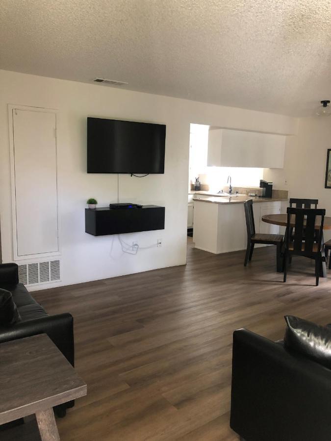 Whispering Meadows Apartments Bakersfield Buitenkant foto