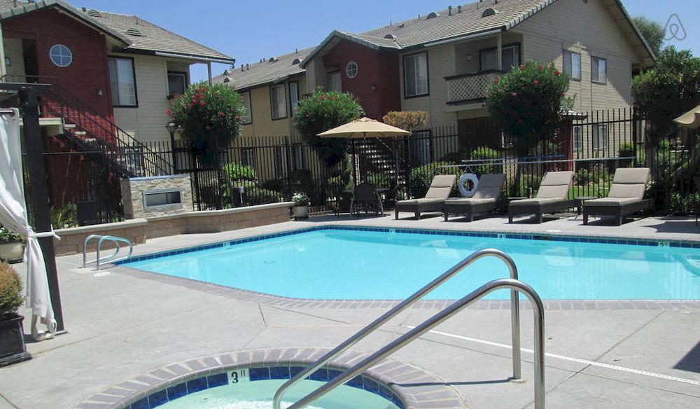 Whispering Meadows Apartments Bakersfield Buitenkant foto