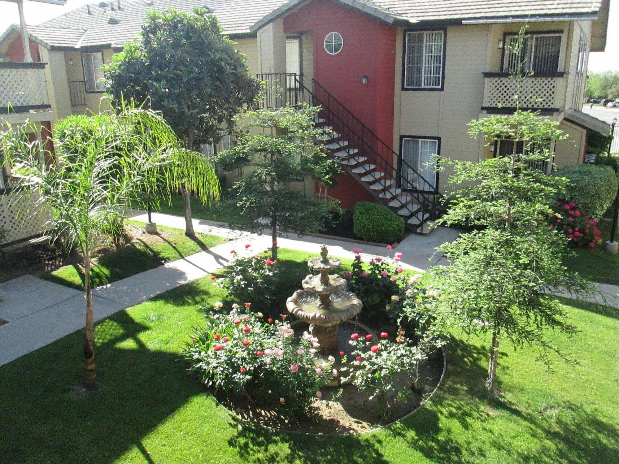 Whispering Meadows Apartments Bakersfield Buitenkant foto