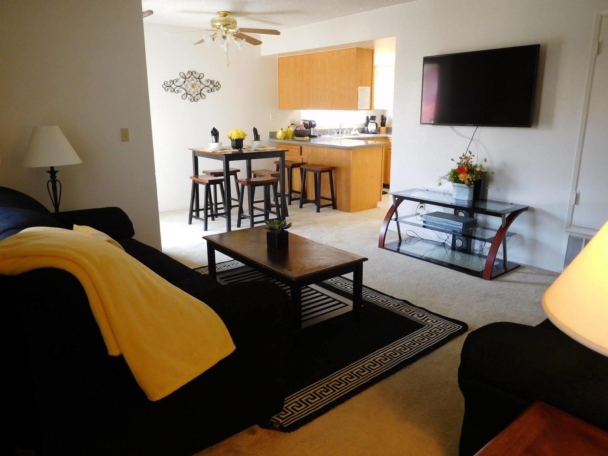 Whispering Meadows Apartments Bakersfield Buitenkant foto