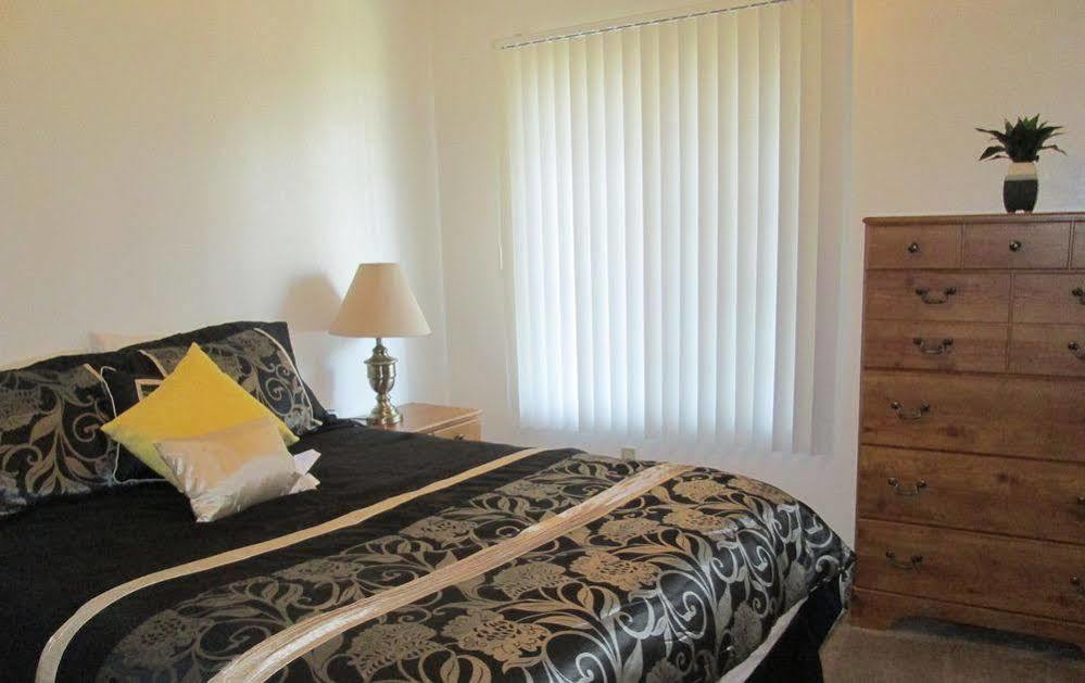 Whispering Meadows Apartments Bakersfield Buitenkant foto